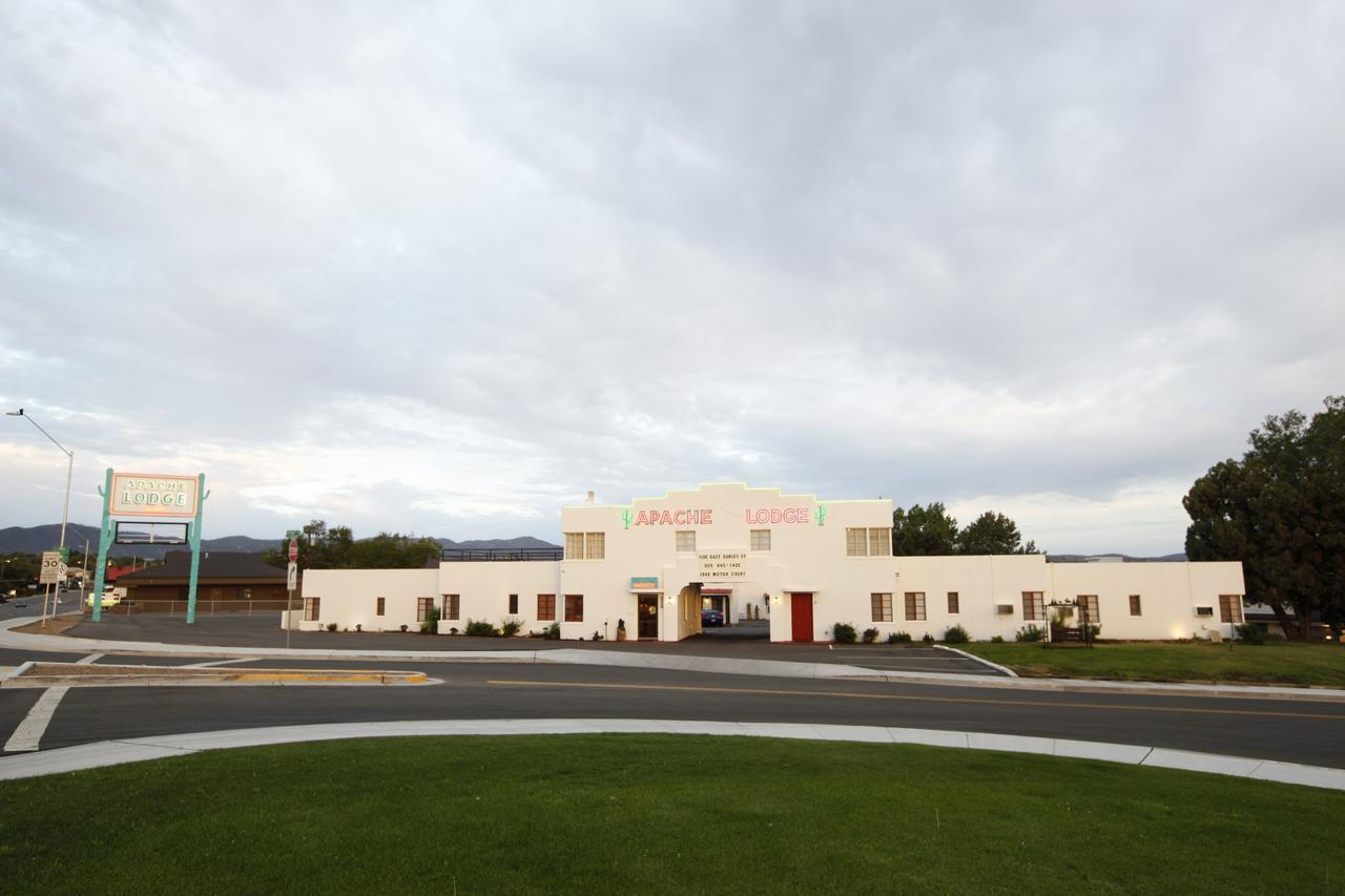 Apache Lodge เพรสค็อท ภายนอก รูปภาพ